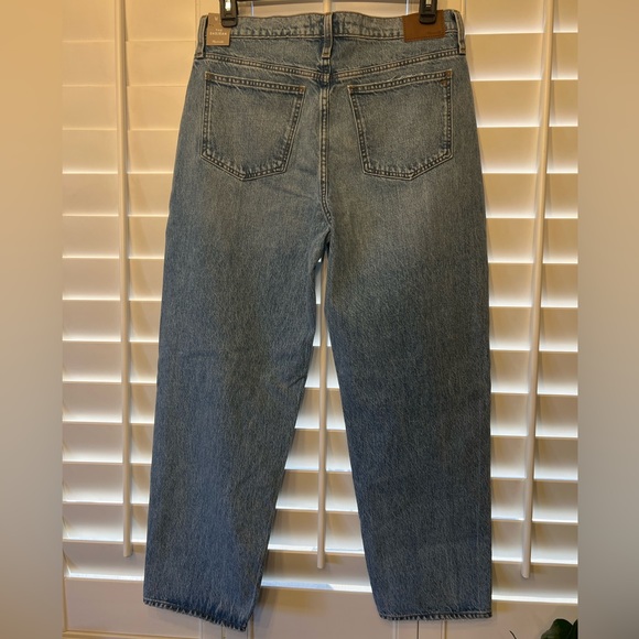 Madewell Dad Jeans - size 29. Sizing on this style runs big. New with tags. - Picture 2 of 9